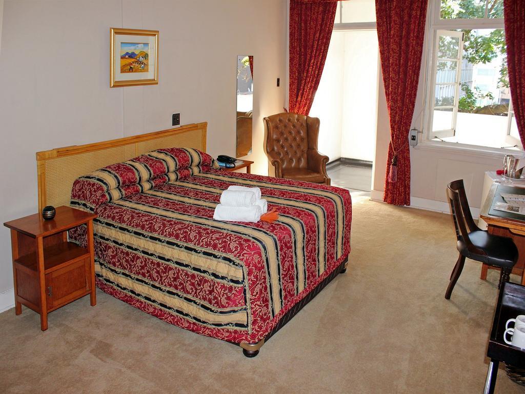 Durban Manor Hotel And Conference Centre Buitenkant foto