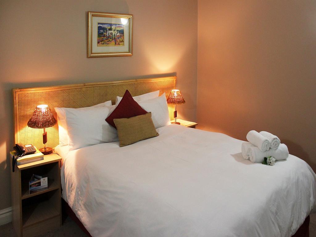 Durban Manor Hotel And Conference Centre Buitenkant foto