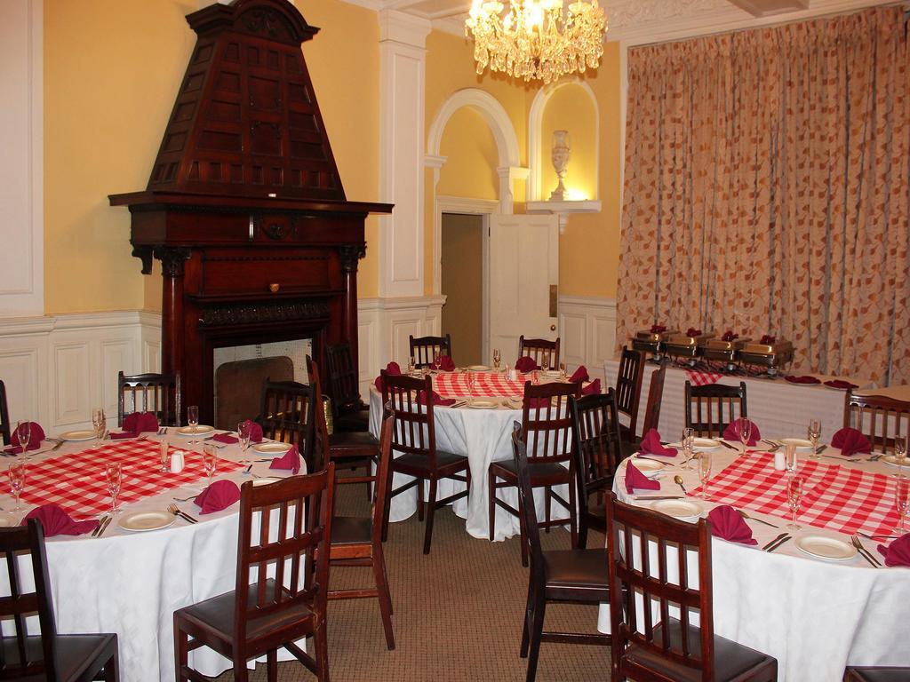 Durban Manor Hotel And Conference Centre Buitenkant foto