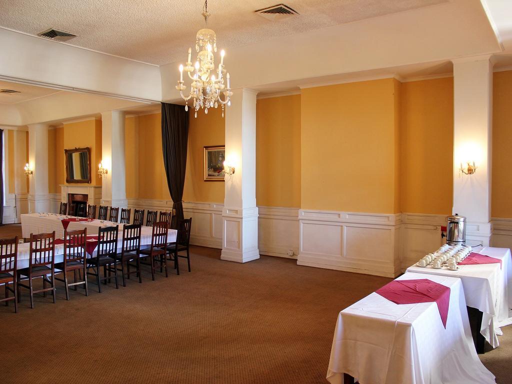 Durban Manor Hotel And Conference Centre Buitenkant foto