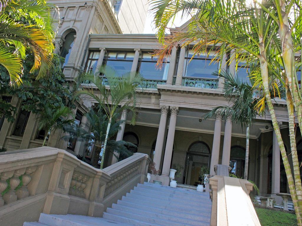 Durban Manor Hotel And Conference Centre Buitenkant foto