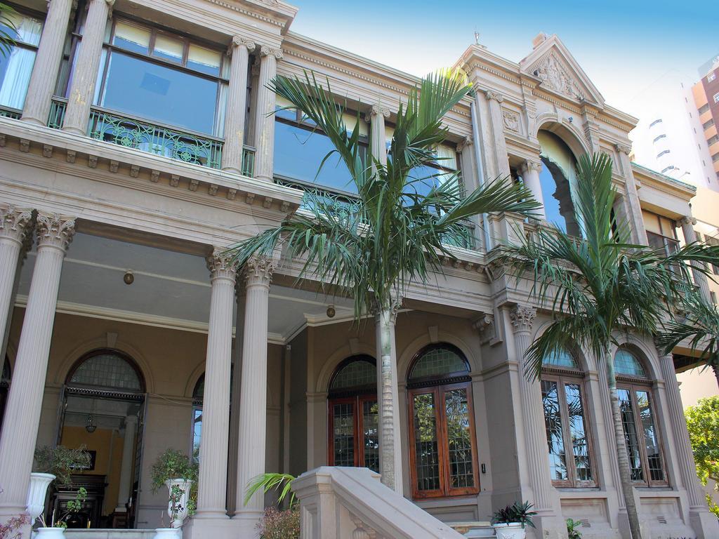 Durban Manor Hotel And Conference Centre Buitenkant foto