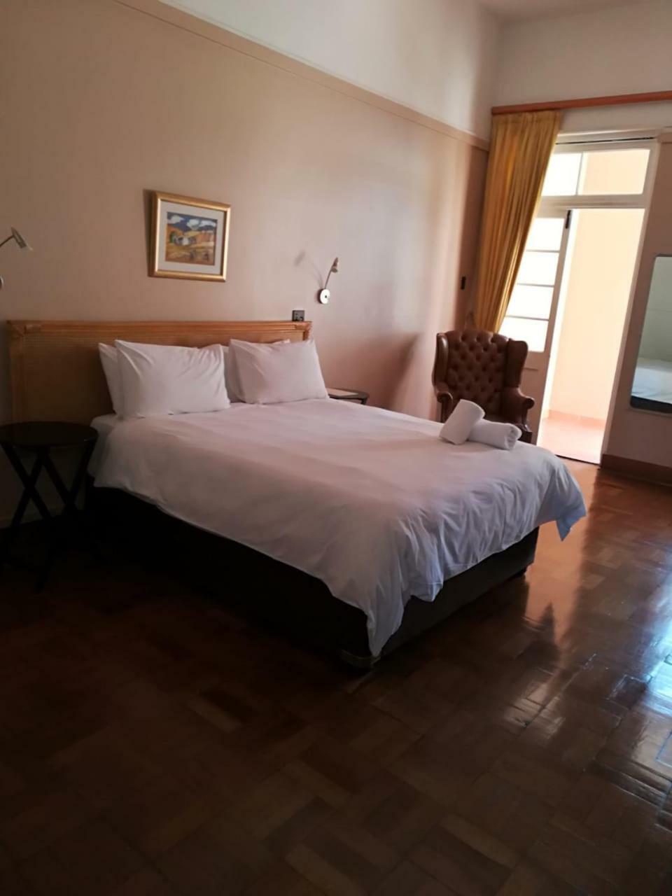 Durban Manor Hotel And Conference Centre Buitenkant foto